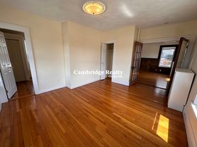 543 Broadway