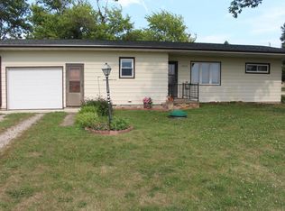 1002 Doon St, Ayrshire, IA 50515