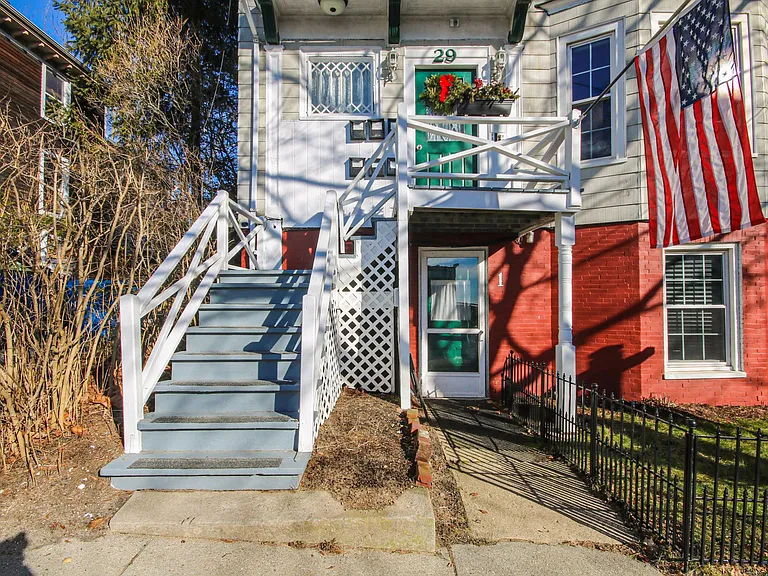 29 Saint Lawrence St #2 — Photo 3