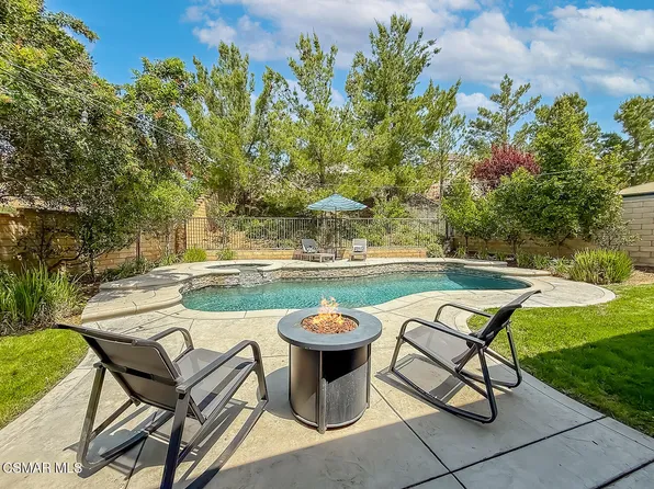 19373 Moriah Ln, Santa Clarita, CA 91350