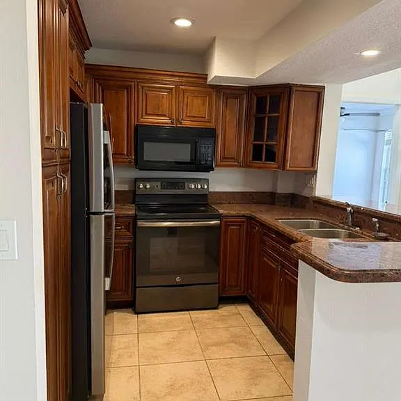 169 Santa Clara Dr #11 — Photo 7