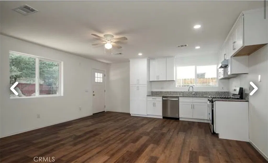 2 bed, 792 sqft, $2,620 — Photo 3