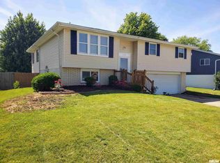 313 Briarbrook Dr, East Peoria, IL