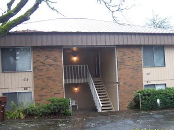 611-613-615 617, Oregon City, OR 97045