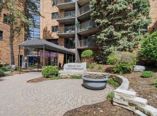 210 W Grant St APT 222, Minneapolis, MN 55403