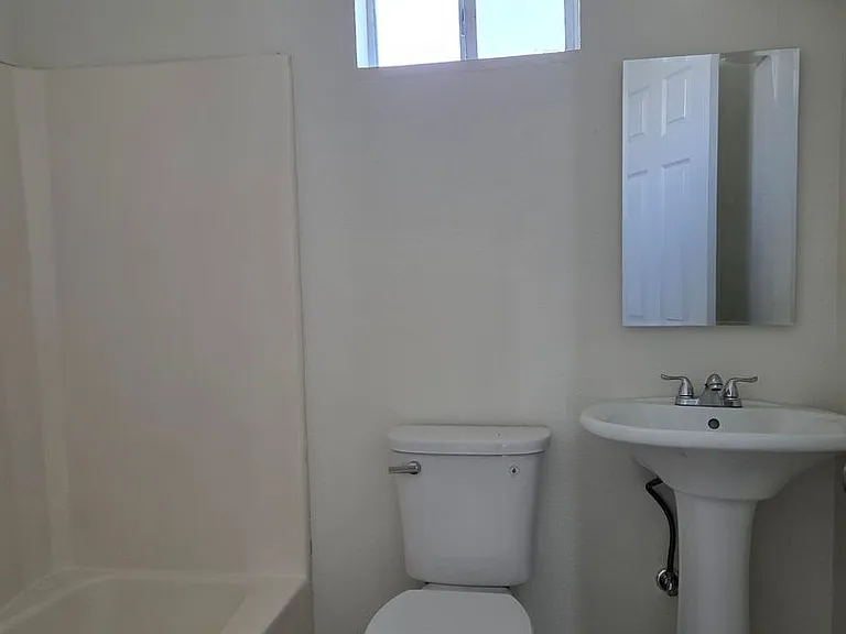 R4 2608 Ave L — Photo 18