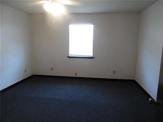 3109 Phoenix Ave #B — Photo 5