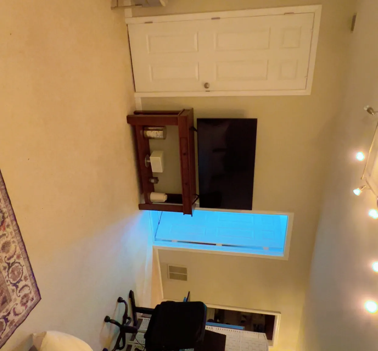 Studio, 400 sqft, $1,200 — Photo 2