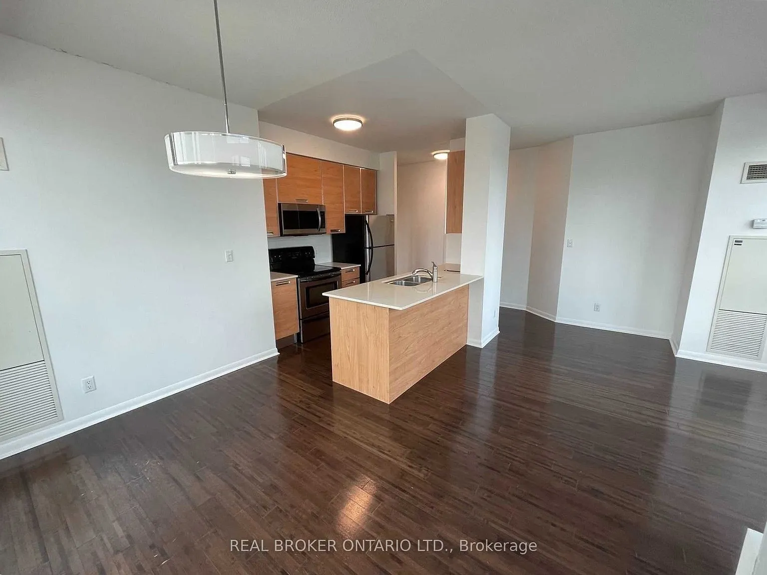 2 bed, $3,000 — Photo 2