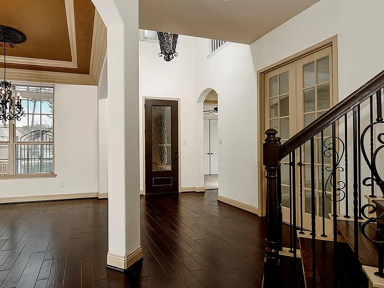 27 Tioga Pl — Photo 6