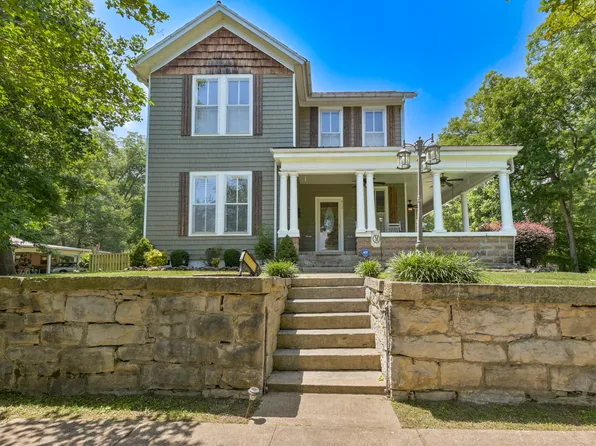 412 Oak Ave, South Pittsburg, TN 37380