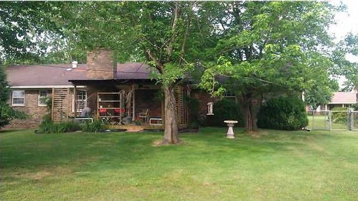 1st image of 2509 Trenton Pl