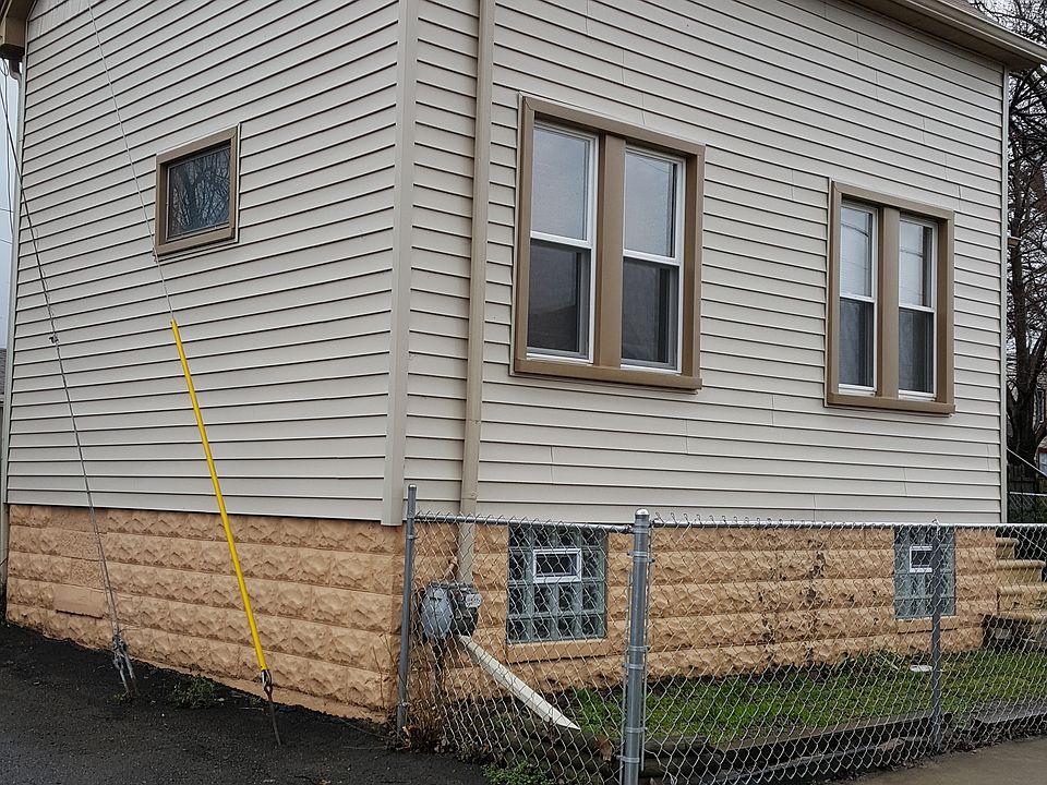 1st image of 4277 Pitt St