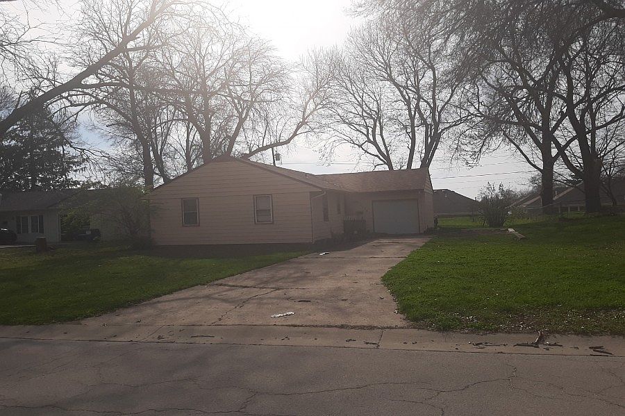 1st image of 6514 N Campbell St