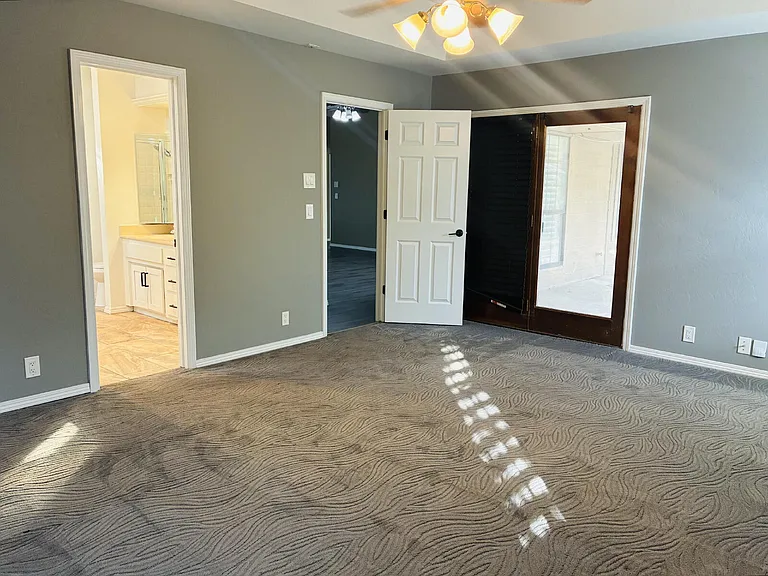 9912 Birkenhead Ct — Photo 23