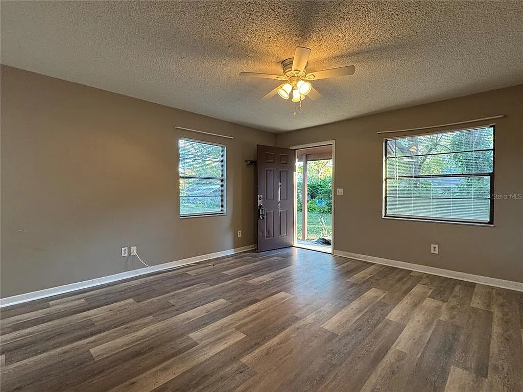2 bed, 1.0 bath, 840 sqft, $1,500 — Photo 4
