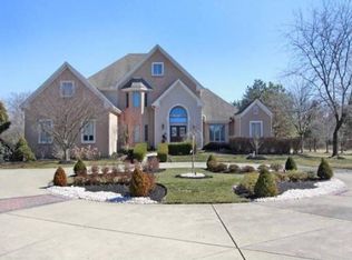 9310 Ash Hollow Ln, Dayton, OH