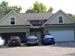 525 W Harper St, Whitewater, WI 53190
