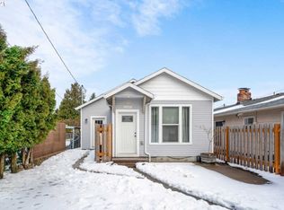 10085 SE Caruthers St, Portland, OR 97216