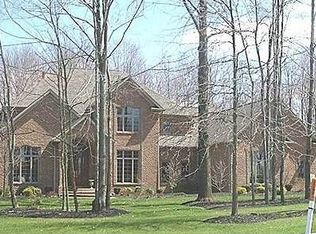 45 Timber Run Ct, Canfield, OH 44406