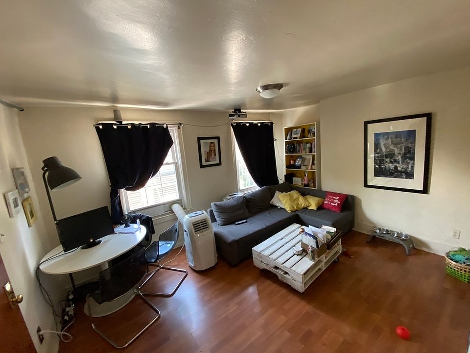 1st image of 126 Smith St #2A