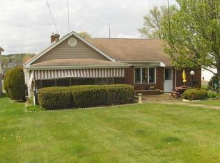 3 Hindman Ave, Burgettstown, PA 15021