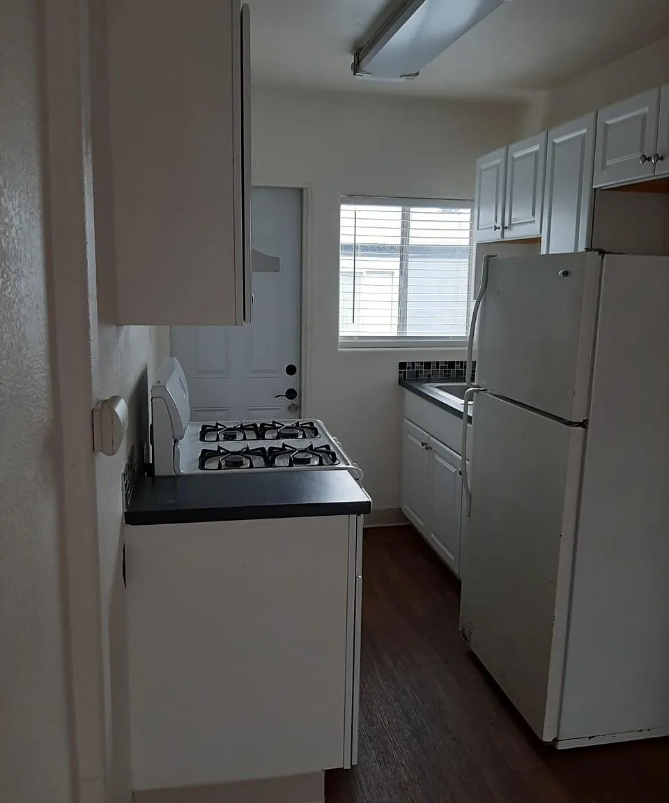 1 bed, $1,625 — Photo 4