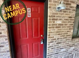 1421 S 12th St APT 209, Waco, TX 76706