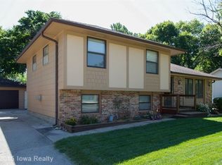 713 NW School St, Ankeny, IA 50023