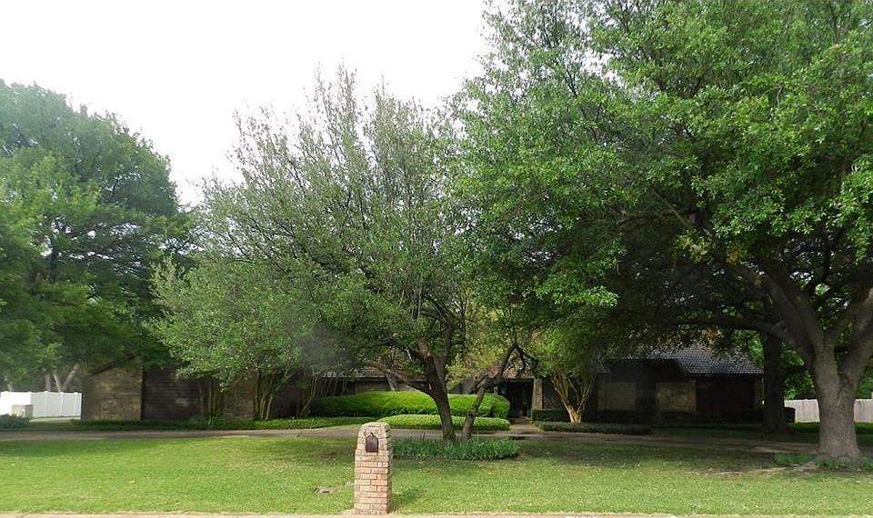 1st image of 1215 Rock Springs Rd