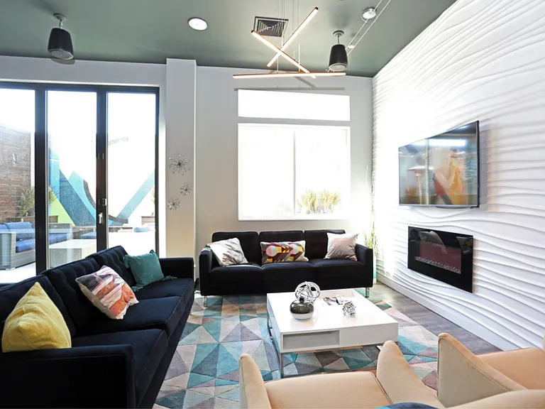 1200 Manor Residence — Photo 31