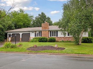 1824 Turquoise Trl, Eagan, MN 55122