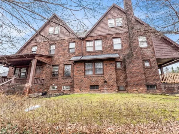 2675 Idlewood Rd, Cleveland Heights, OH 44118