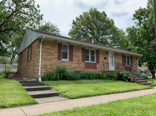 102 N Victor St, Champaign, IL 61821