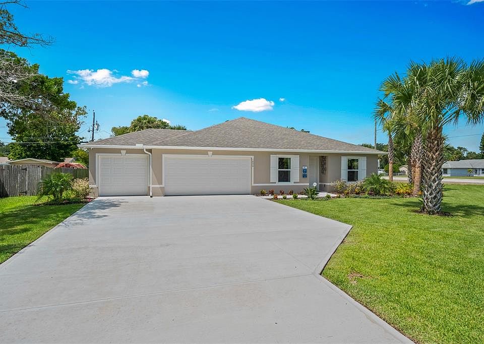 1st image of 1840 INDIA PALM DRIVE