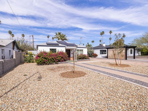 2nd image of 1222 E ALMERIA Road