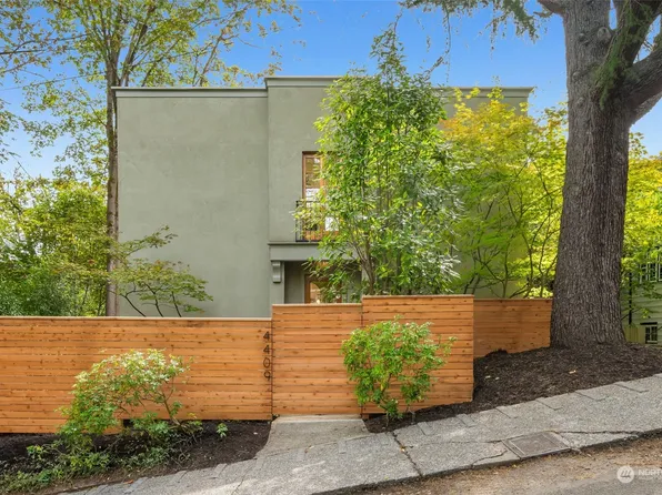 4409 S Alaska Street, Seattle, WA 98118