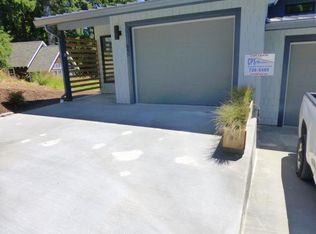 645 E 6th Ave, Cannon Beach, OR 97110