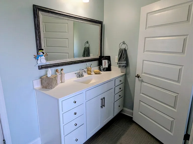 6150 Christmas Dr — Photo 18