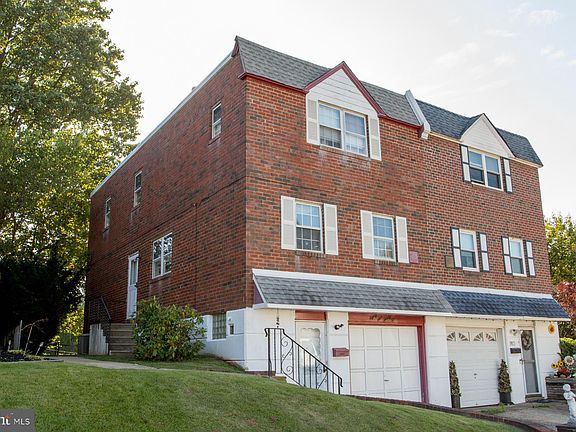 3rd image of 8925 Sylvia Ln