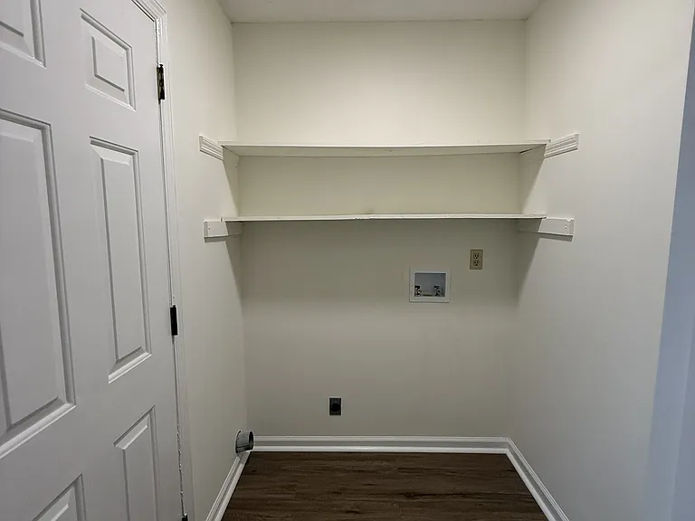 8611 Leatherwood Trl — Photo 15