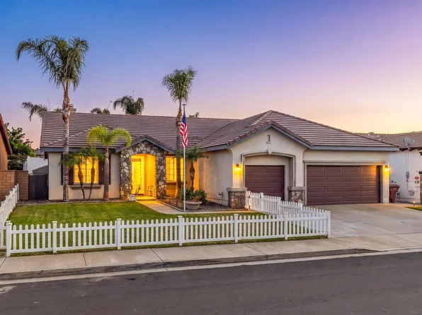 1166 Brookmeade Cir, Beaumont, CA 92223