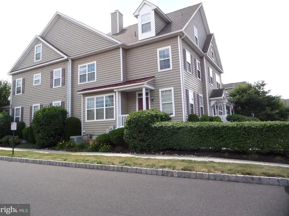321 Katie Ln, Perkasie, PA 18944
