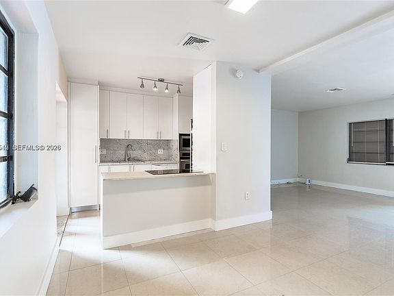 4th image of 14601 NW 10th Ave #1