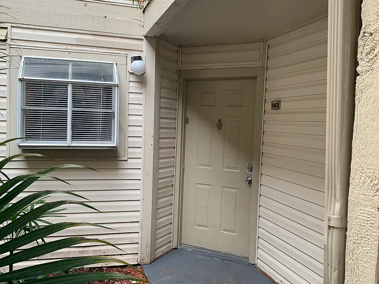 1916 Lake Atriums Cir #140 — Photo 6