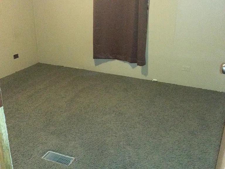 1103 S Summit Ave — Photo 4