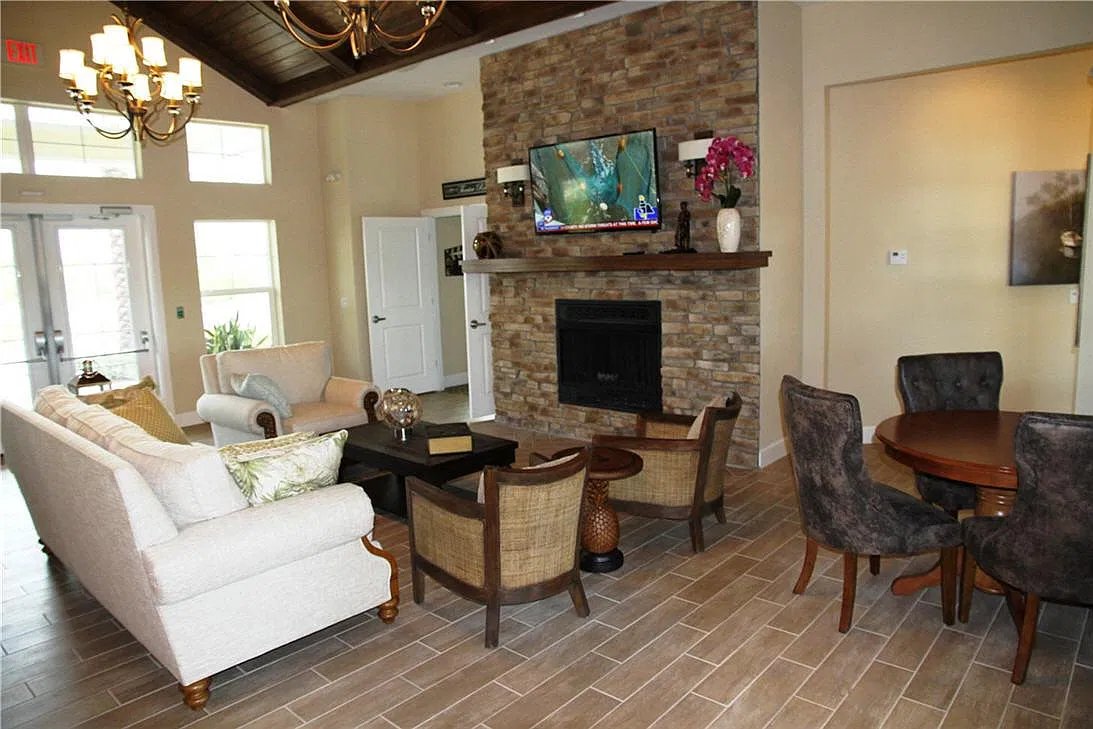 ParkCrest Landings — Photo 4