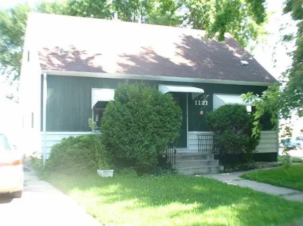 1121 Elizabeth Ave SE, Willmar, MN 56201