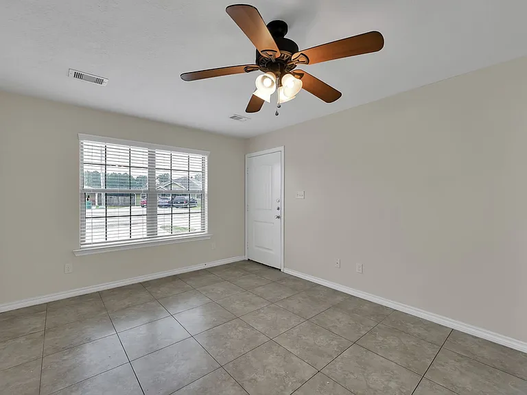167 S Bend Ct — Photo 11