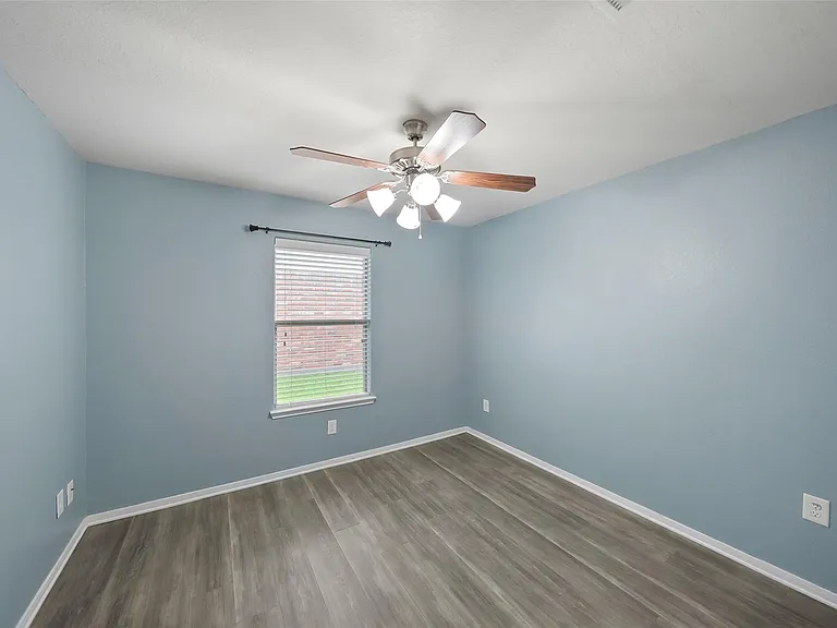 4513 Clemwood Ln — Photo 18